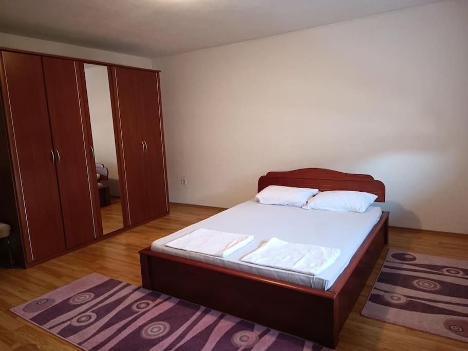 Majida Villa *